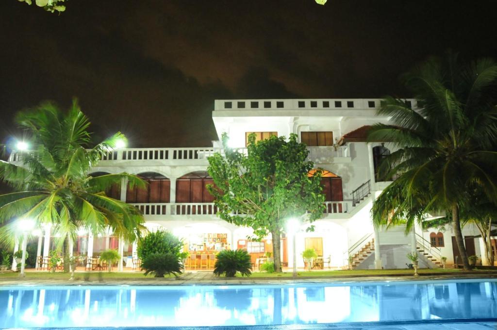 נגומבו Hotel Lagoon Paradise מראה חיצוני תמונה