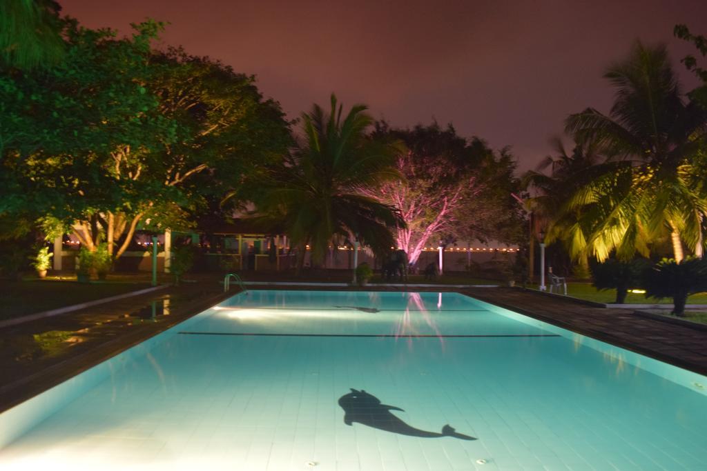 נגומבו Hotel Lagoon Paradise מראה חיצוני תמונה