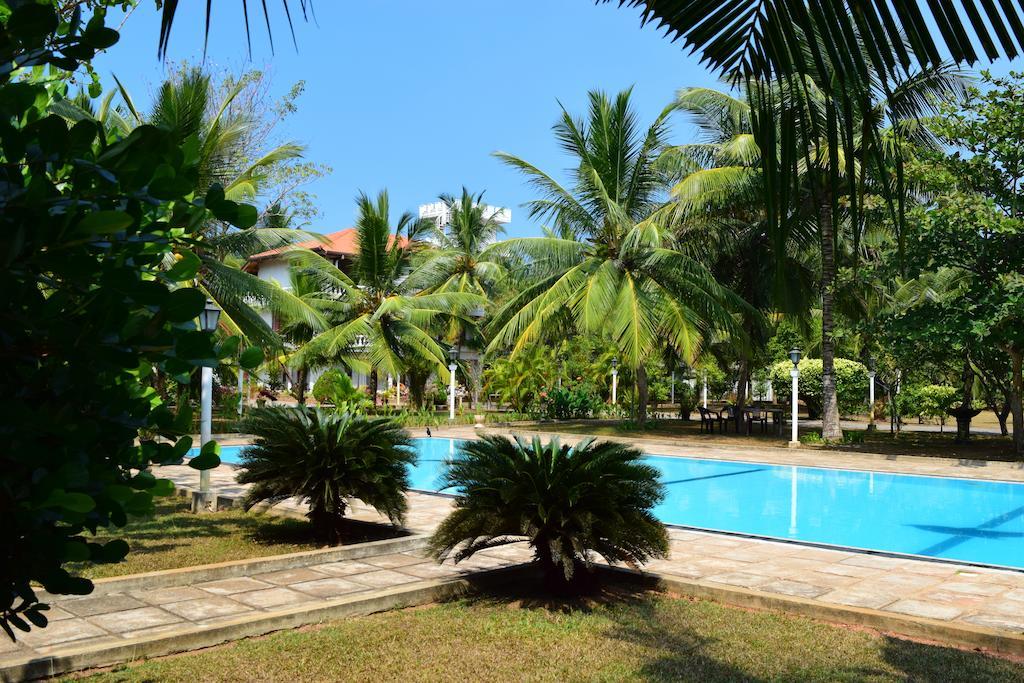 נגומבו Hotel Lagoon Paradise מראה חיצוני תמונה